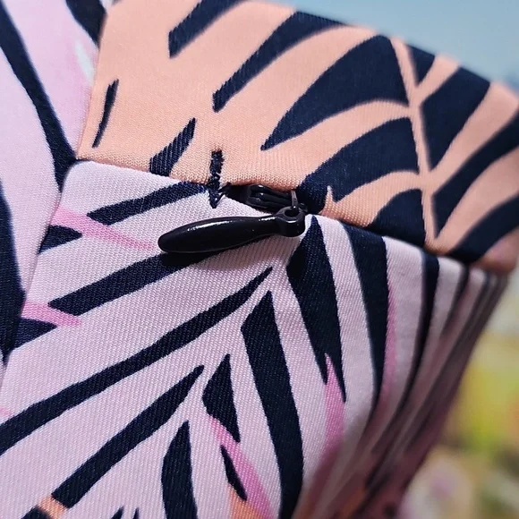 Tommy Bahama Skort & Leggings Set Size Large New - Picture 7 of 8